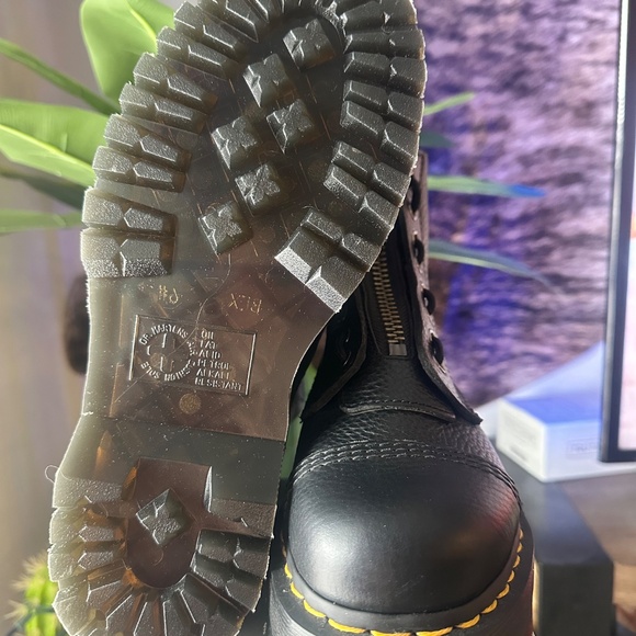 Dr. Martens Sinclair Leather Platform Boots Unisex size 8 - Picture 5 of 9